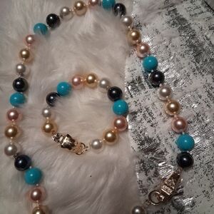 Elegant Multicolor Beaded Necklace